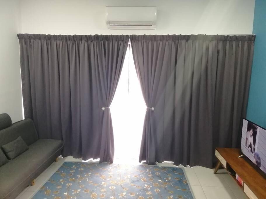 H&H Lovely Homestay In Nilai Exterior photo